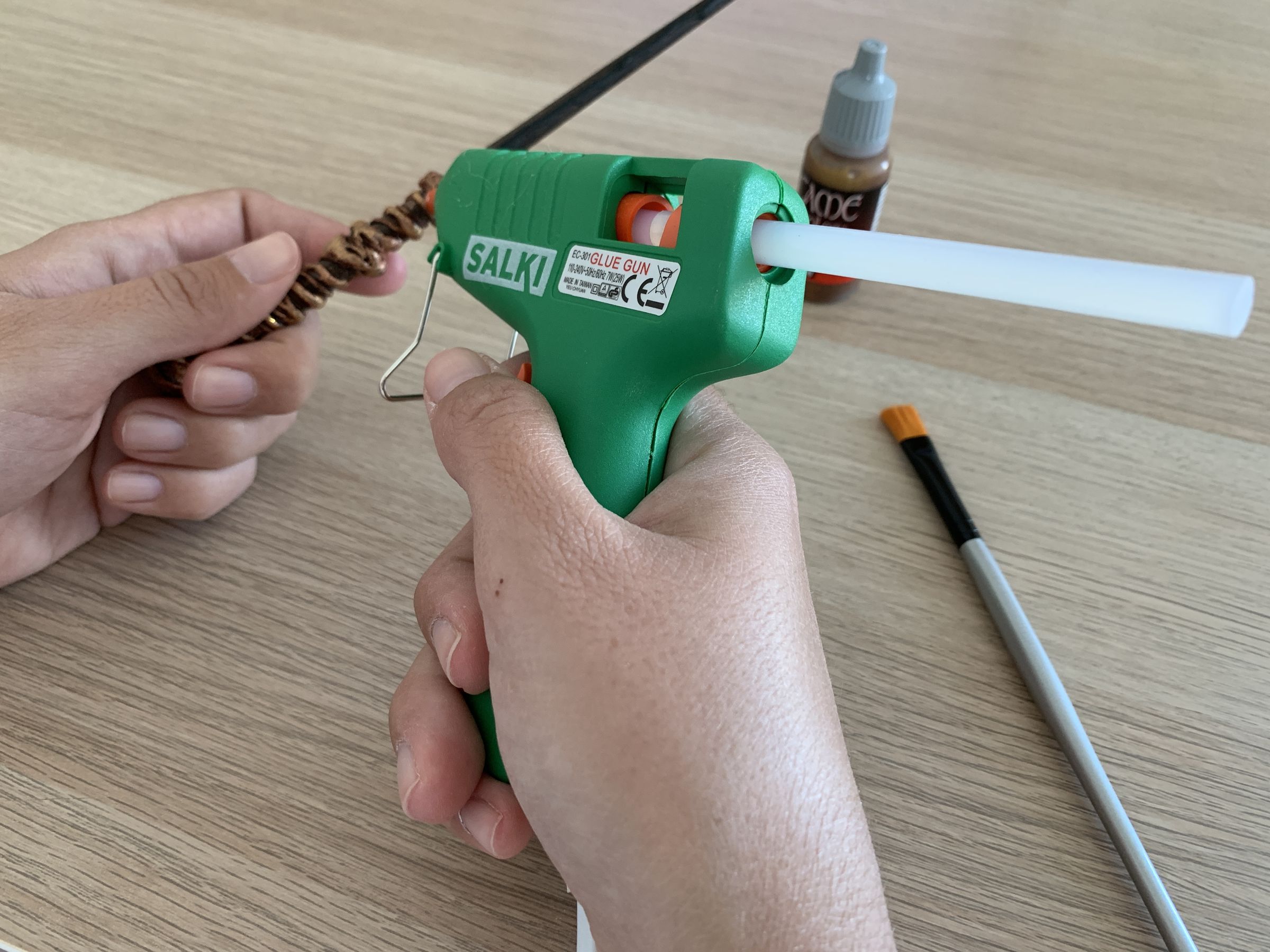 Magic Wand With Makey Makey and MicroBit 5 Steps (with Pictures