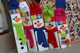 Hinged Wooden Snowman Family