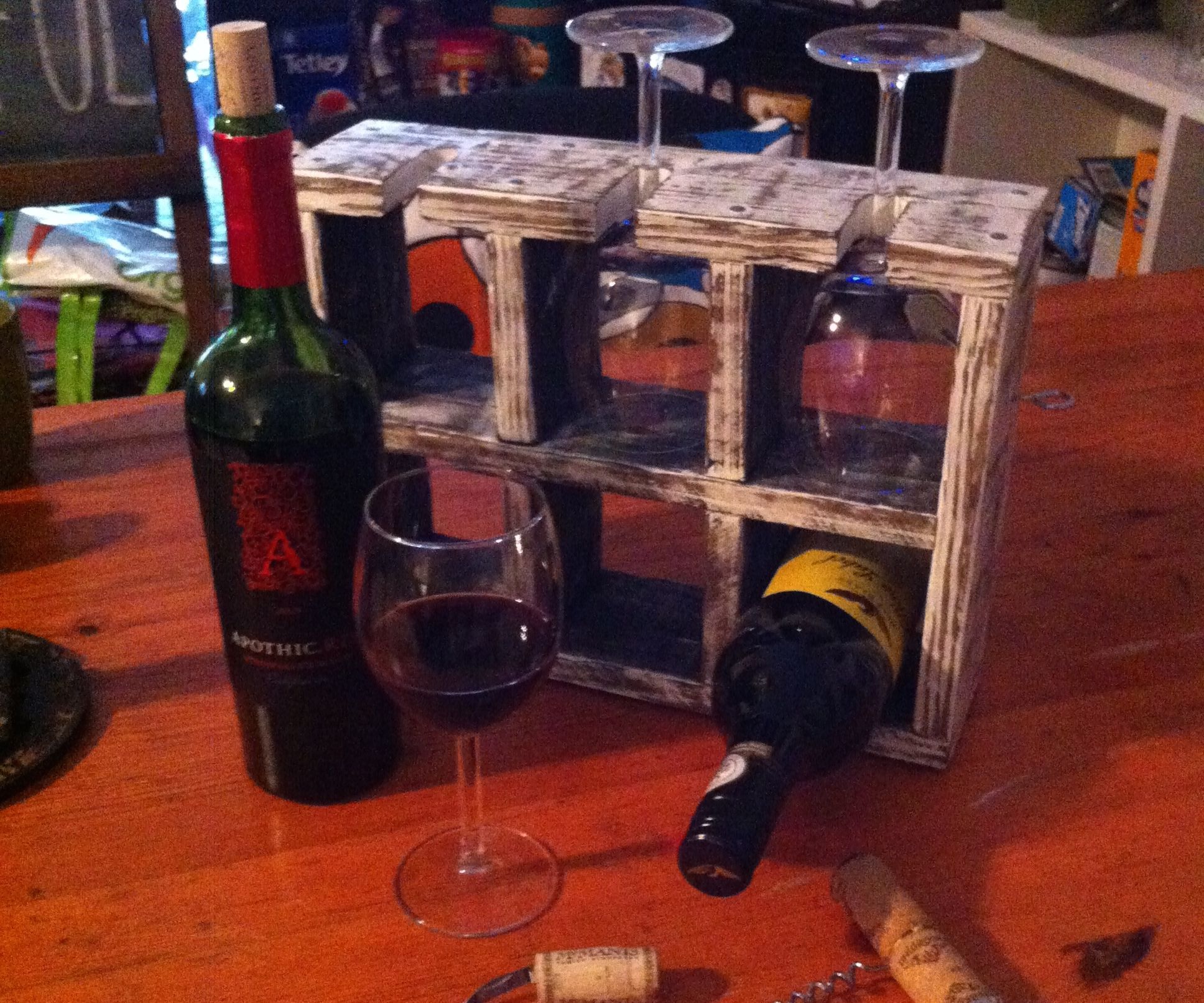 Simple Wine Rack From Pallet Wood