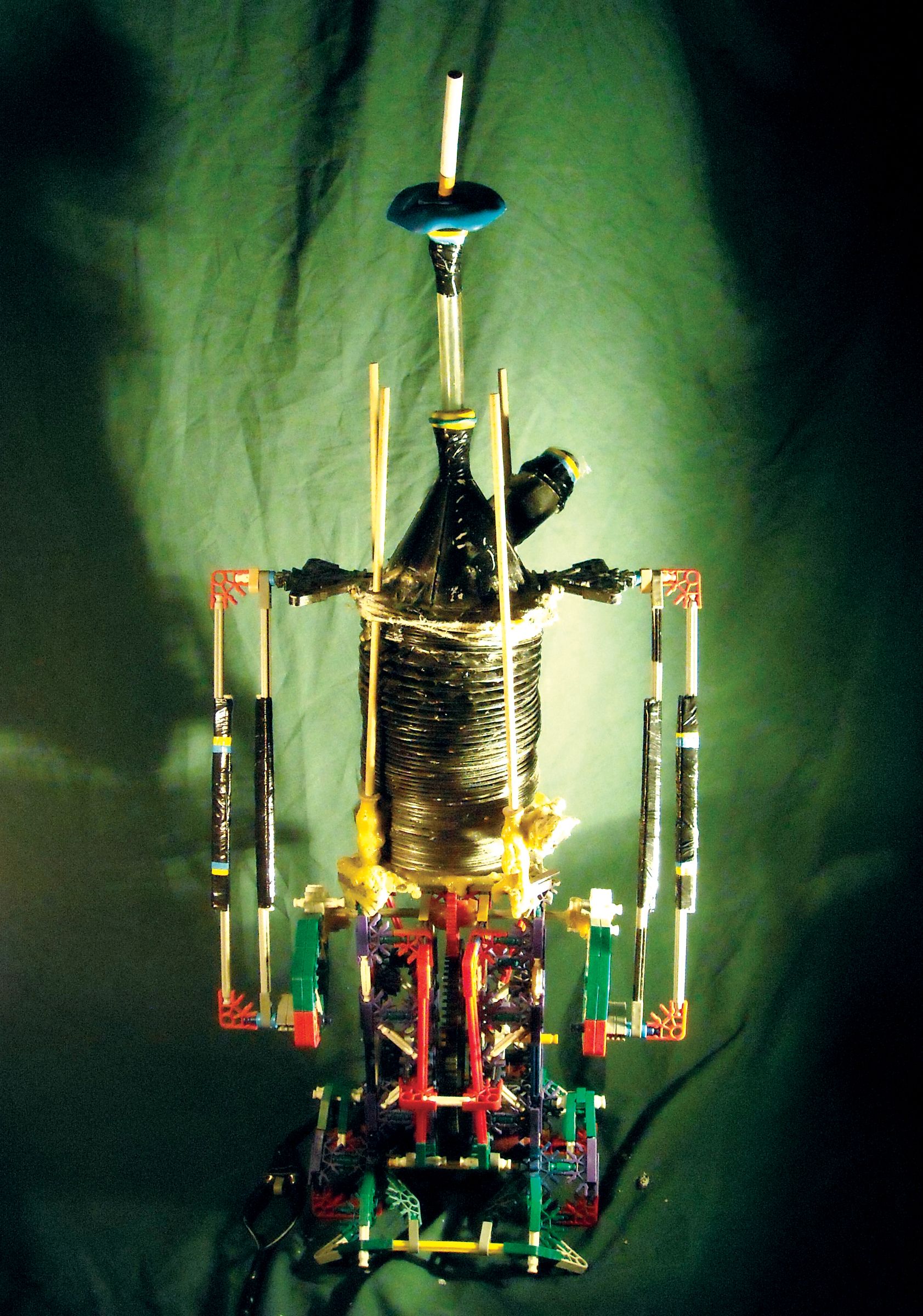 Integral Smoking Machine - Cigarette Smoking Robot