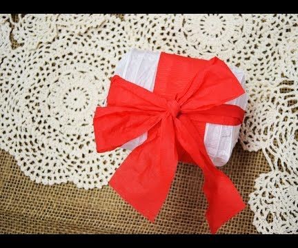 Christmas Craft: DIY Hanging Gift Paper Lantern