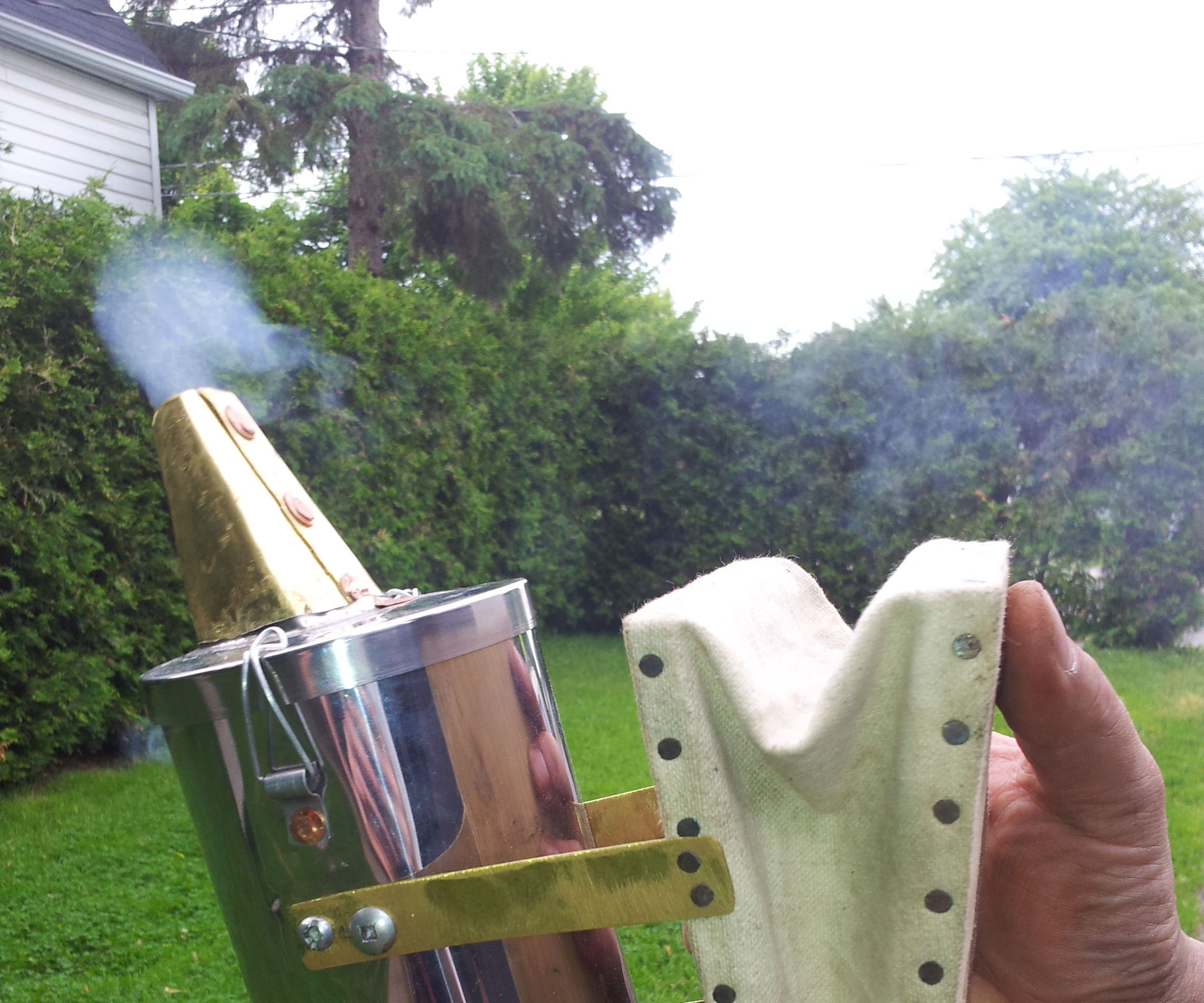 Bellows Bee Smoker for the Home Apiarist