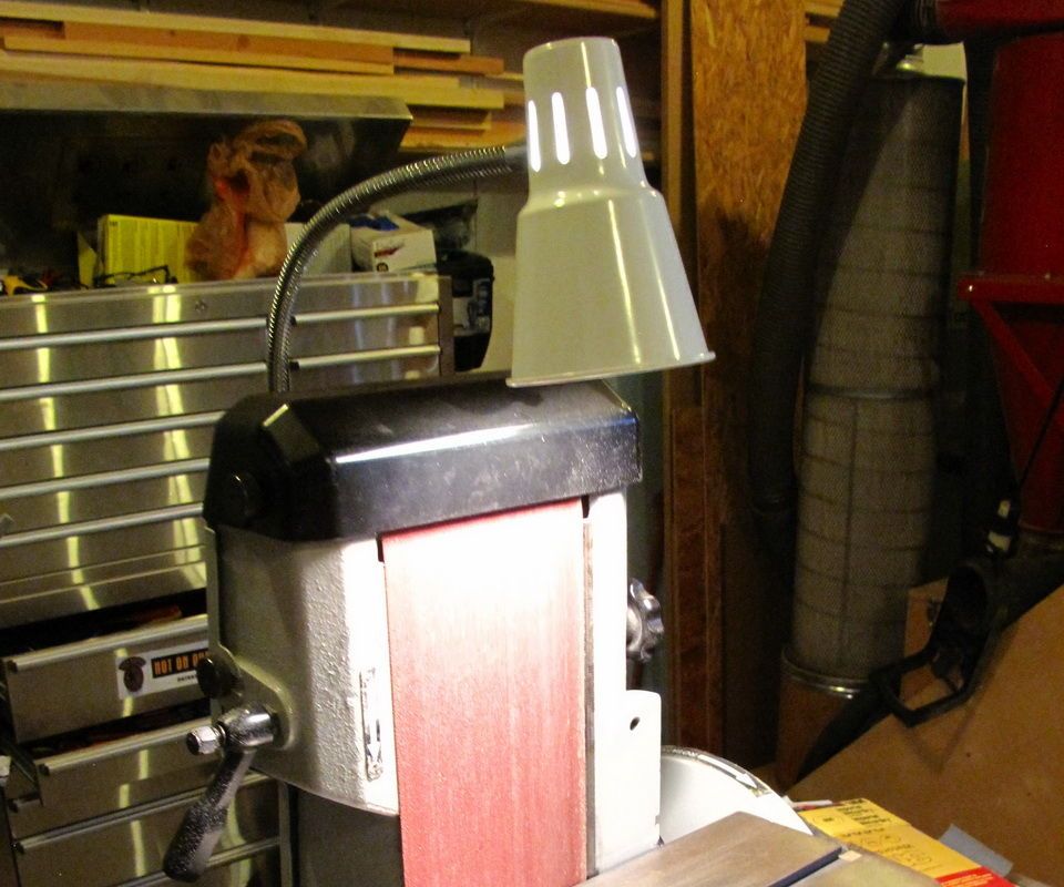 Heavy-Duty Magnetic Work Light