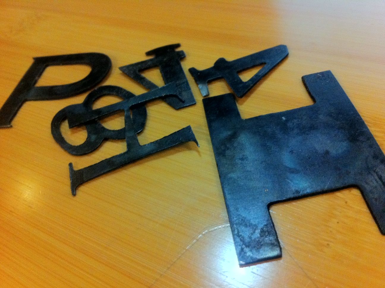 How to Blacken Steel With Motor Oil