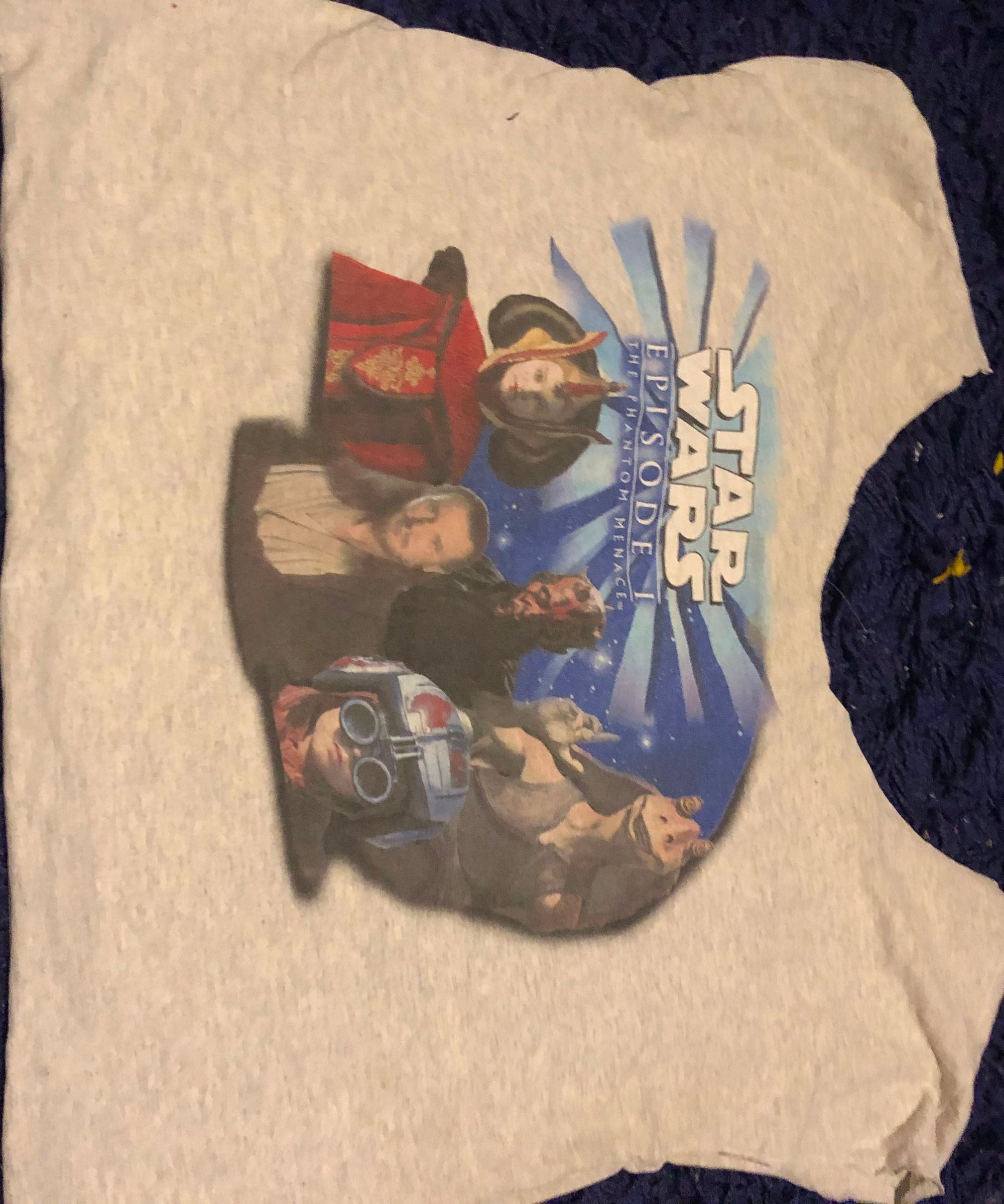 Reusable Grocery Bag Made From an Old T-shirt!