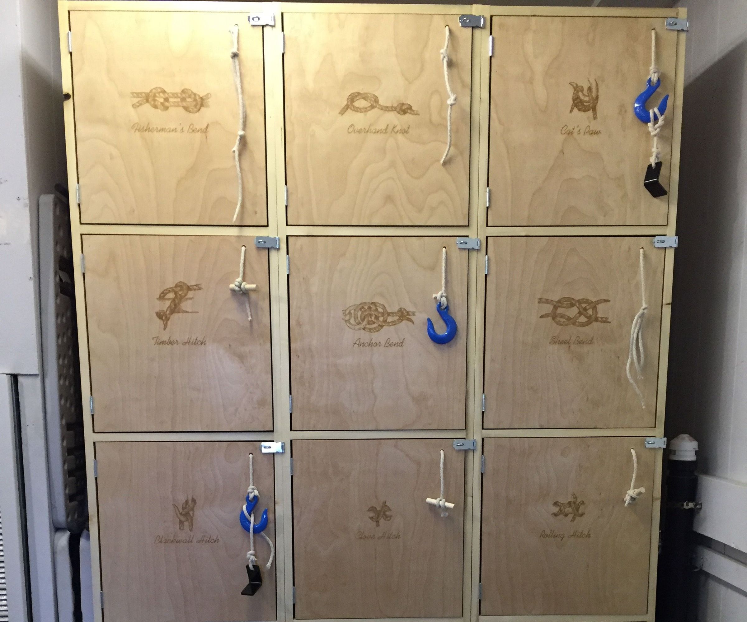 Lockers With Knot Labels