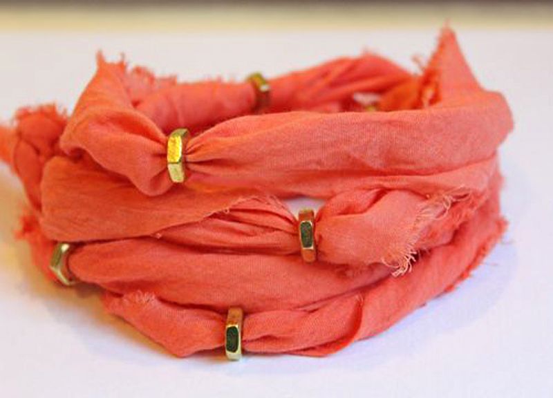 Recycled Bracelet Accessories-diy Nut Bracelet With Old Dress