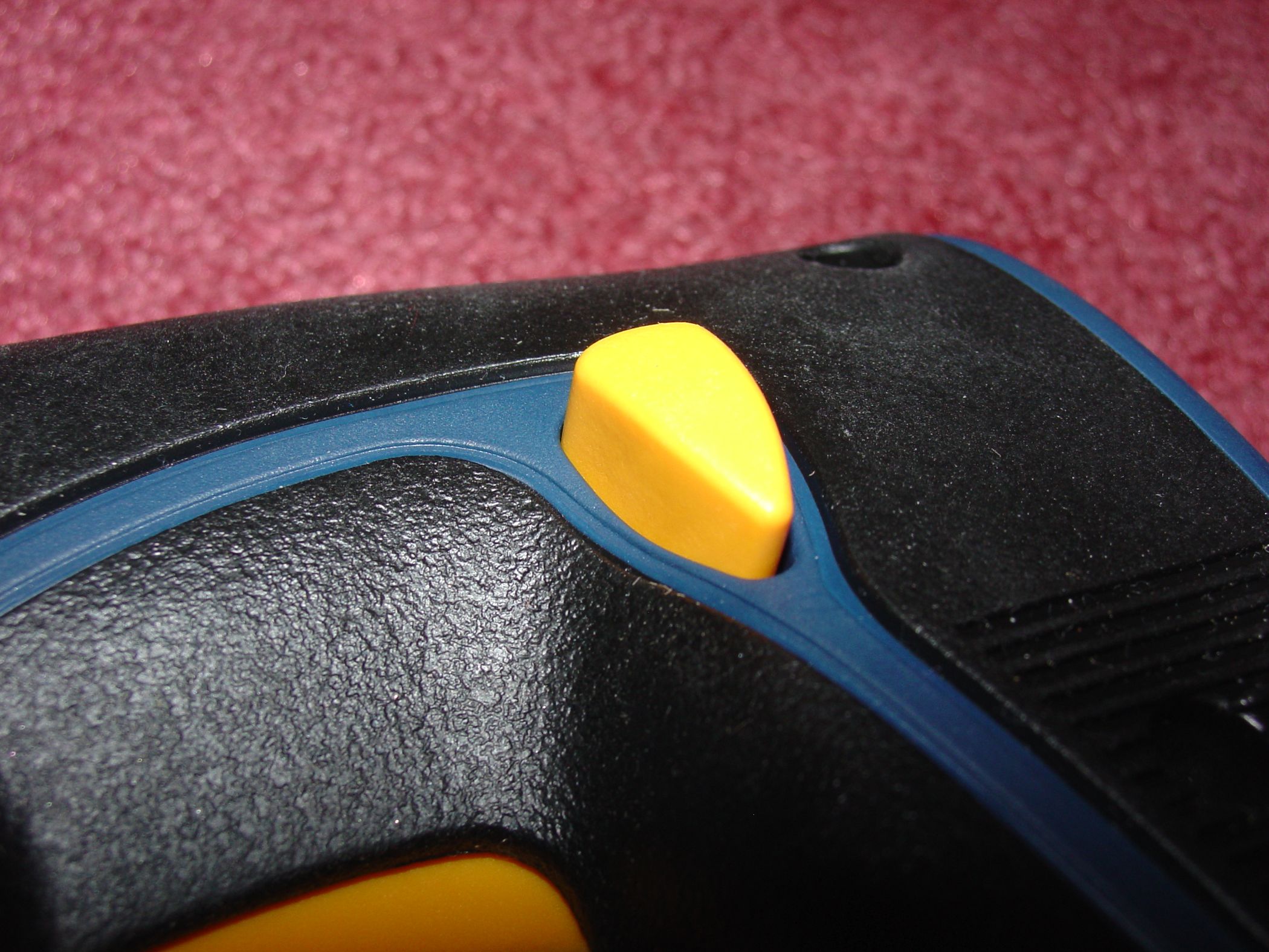 Ryobi 18V Cordless Jigsaw/ Sawzall Hack (Defeating the Safety Switch