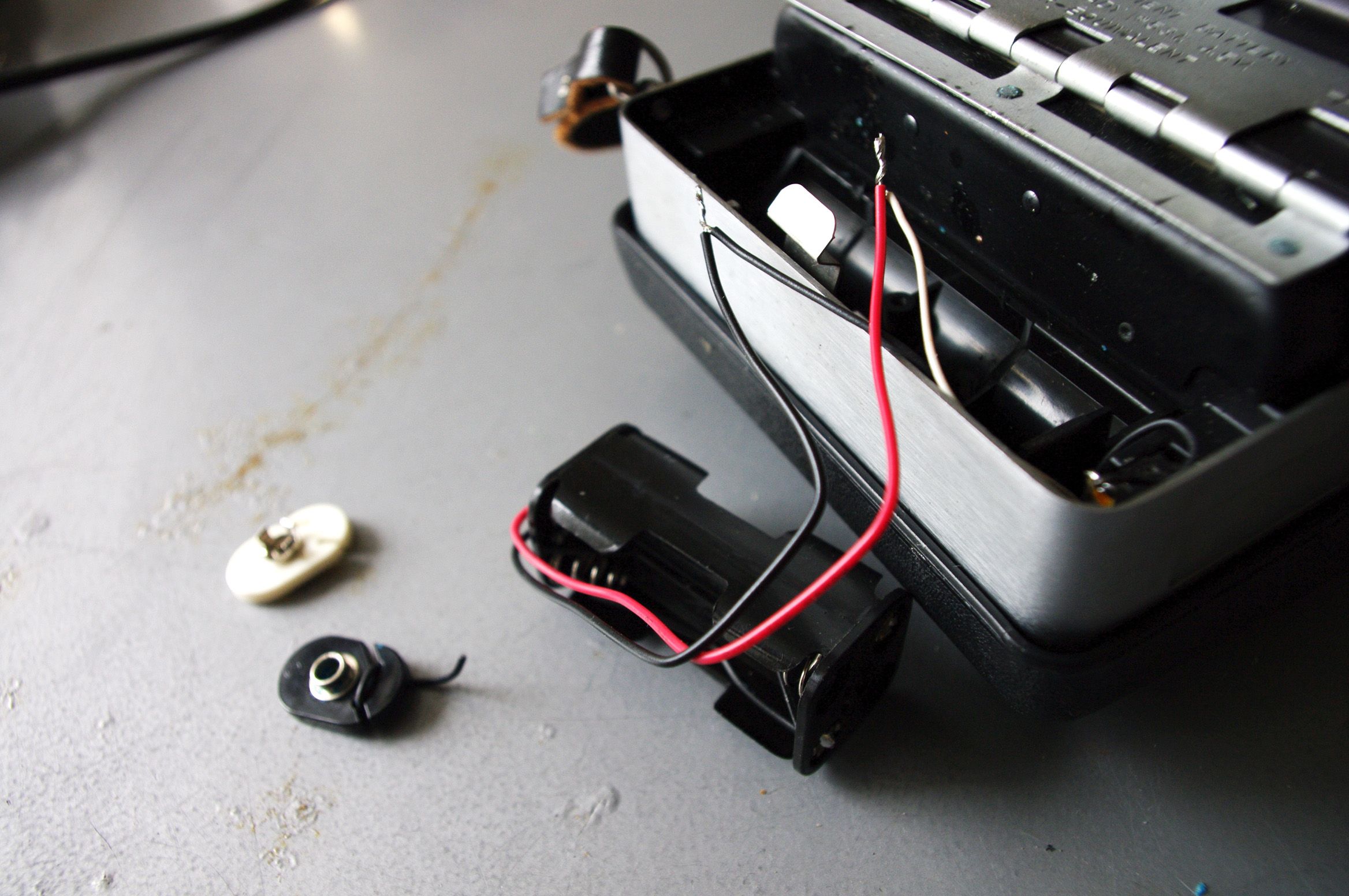 Resurrect a Polaroid Land Camera : 32 Steps (with Pictures) - Instructables