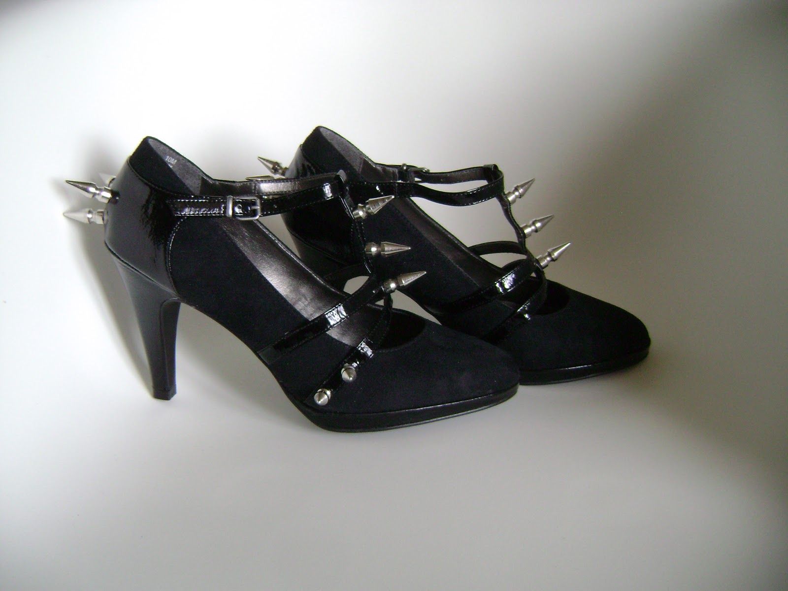 Killer Shoe Mod Add Spikes to Your Heels (with Pictures) Instructables