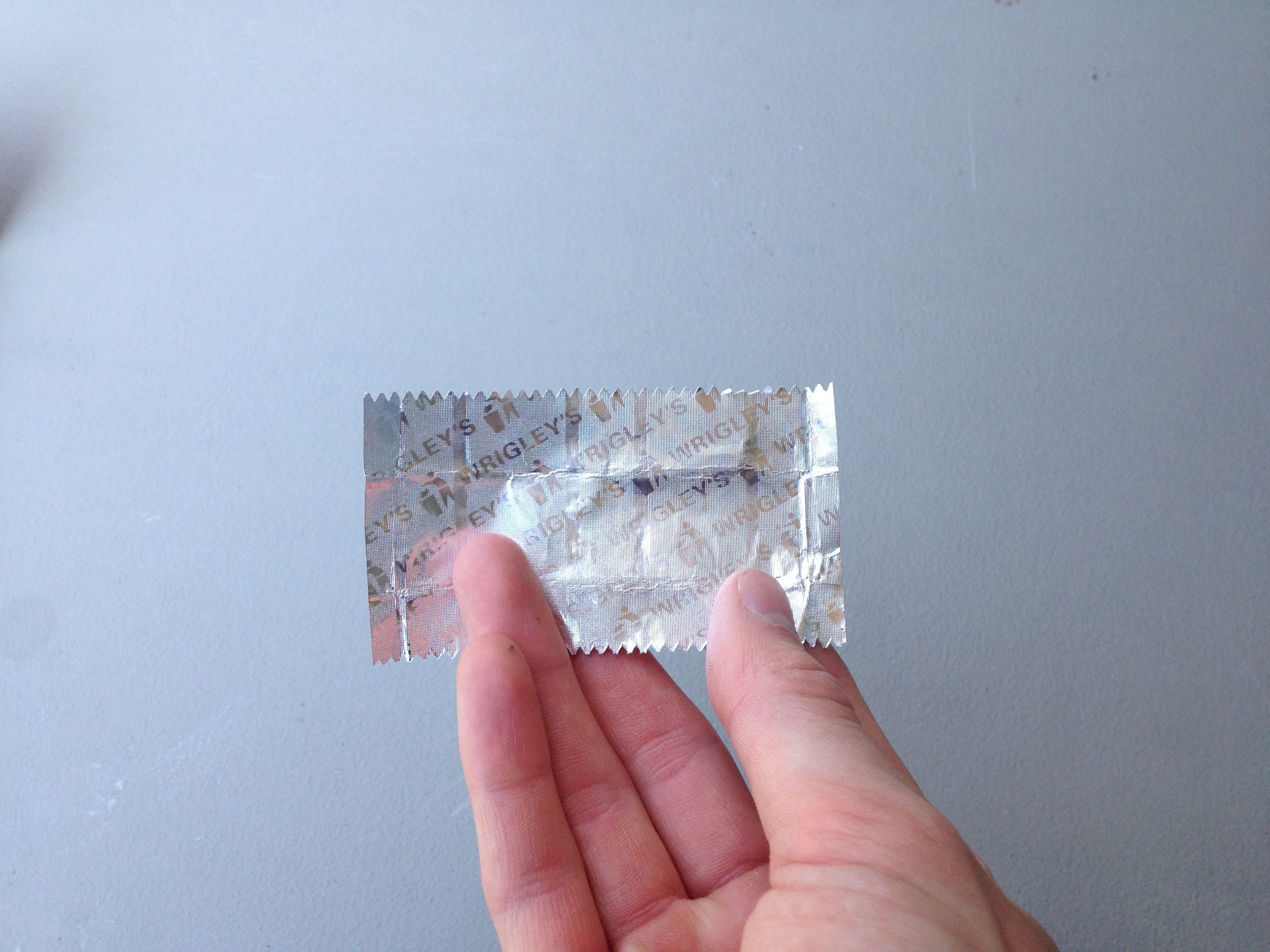 Make a Lighter Out Of Battery + Gum Wrapper 5 Steps Instructables