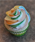 How to Tie-Dye Frosting for Cupcakes!