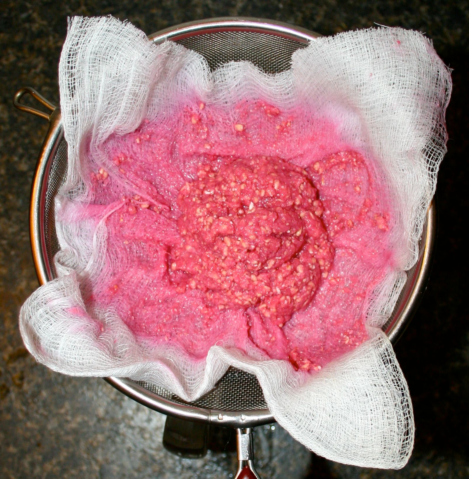 Homemade Pomegranate Juice to Heal Your Heart 4 Steps Instructables