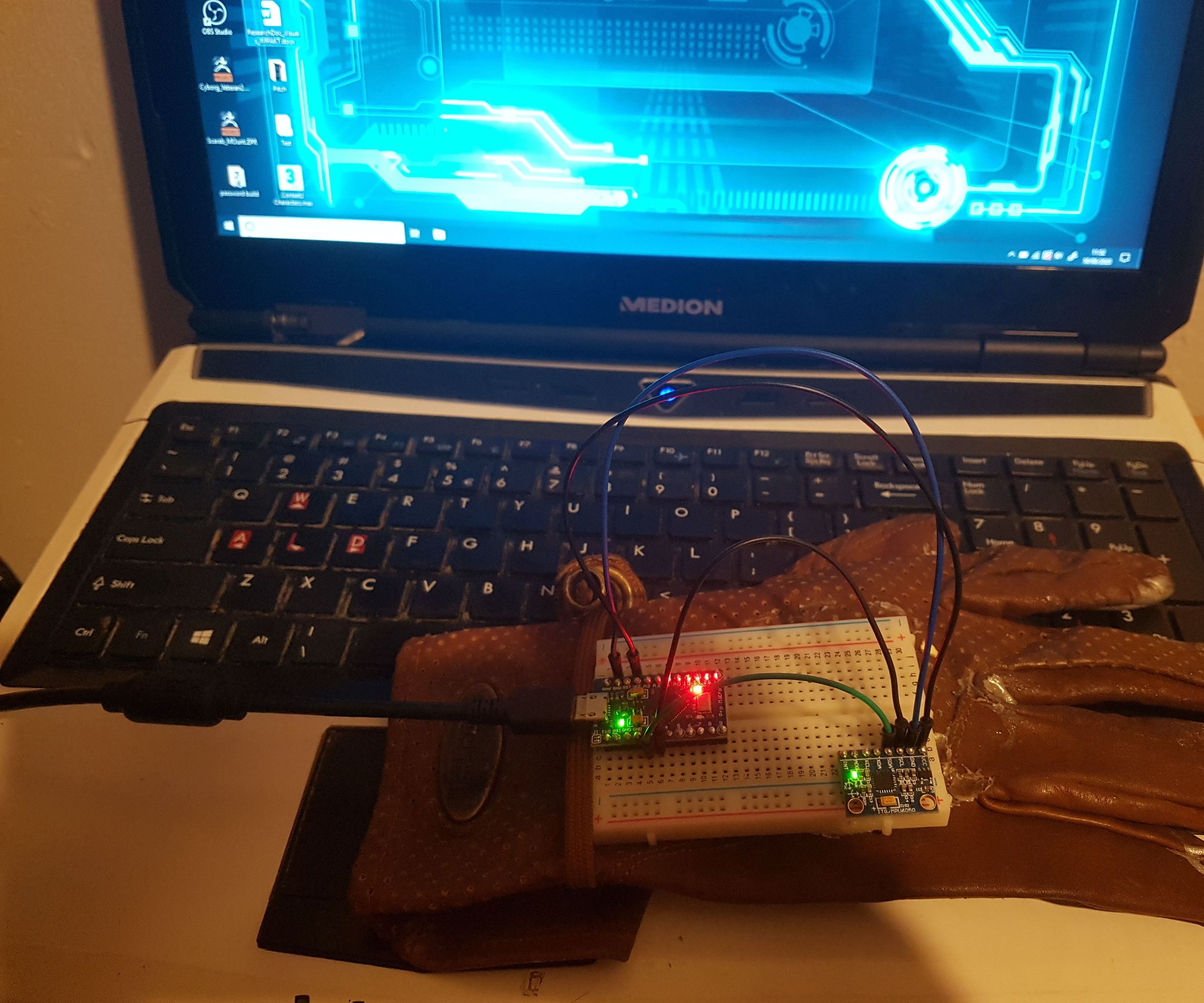 ITTT Rolando Ritzen - Motion Control Arcade Glove