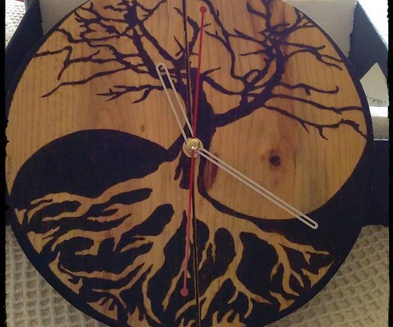 Yin Yang/ Qigong Pyrograved Clock