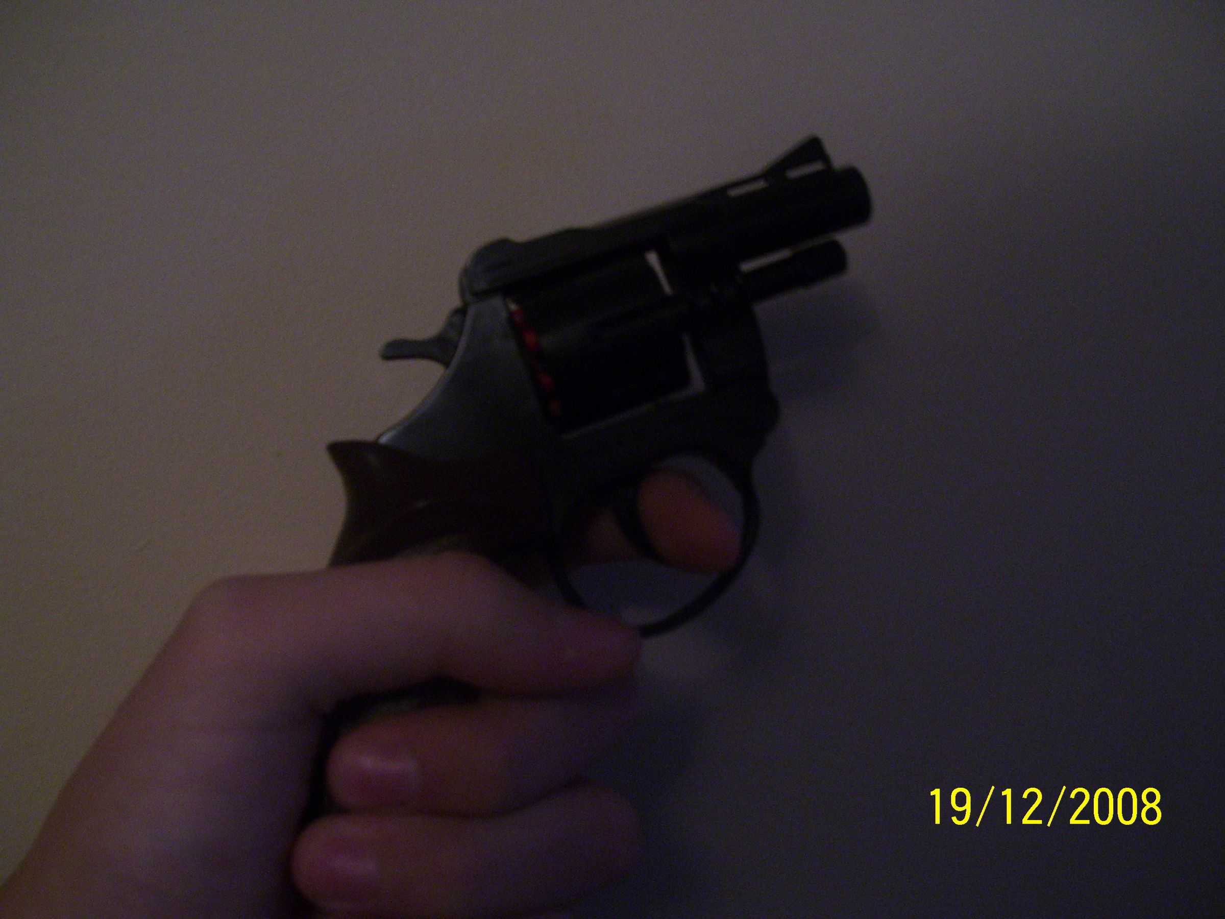 SUPER Cheap Airsoft Pistol