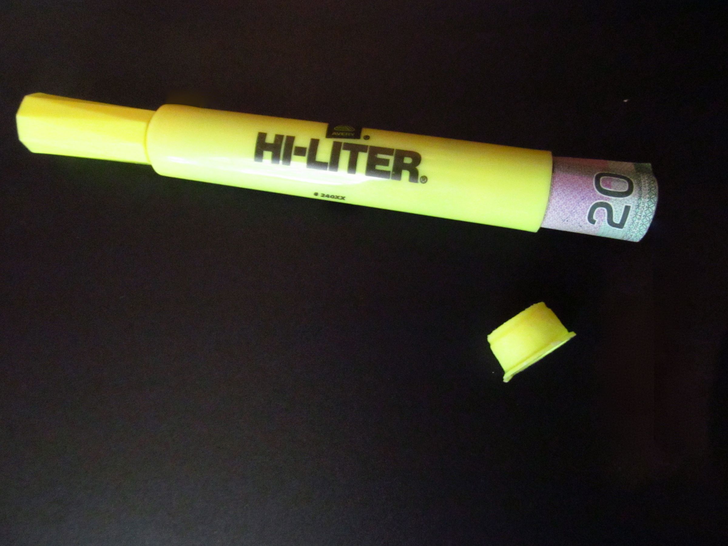 Hi- Liter Secret Compartment (That Still Works As a Pen)