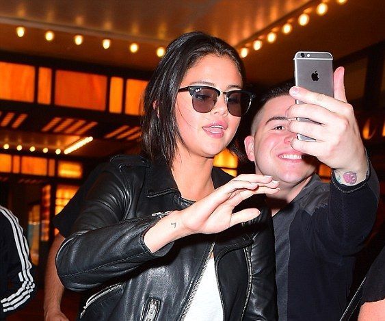 Selena Gomez  New York Black Jacket
