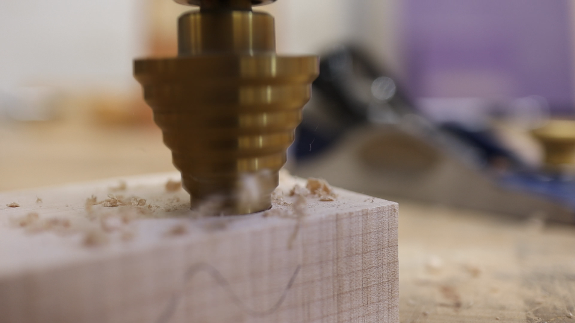 Making Your Own Wooden Dowels! Easy Dowel Making Jig! 6 Steps (with