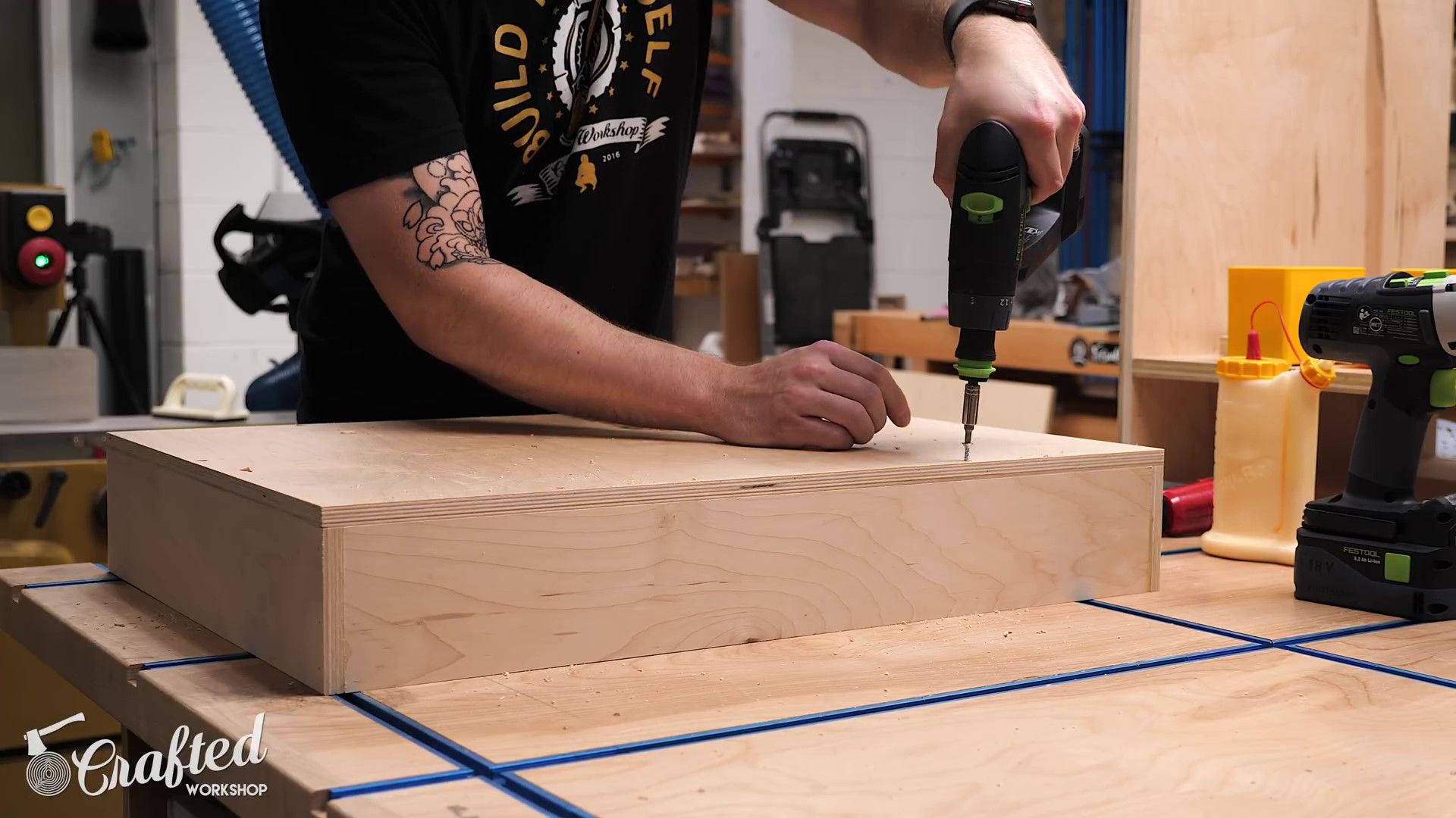 How to Build a DIY Flip Top Tool Stand Workstation // Woodworking Shop