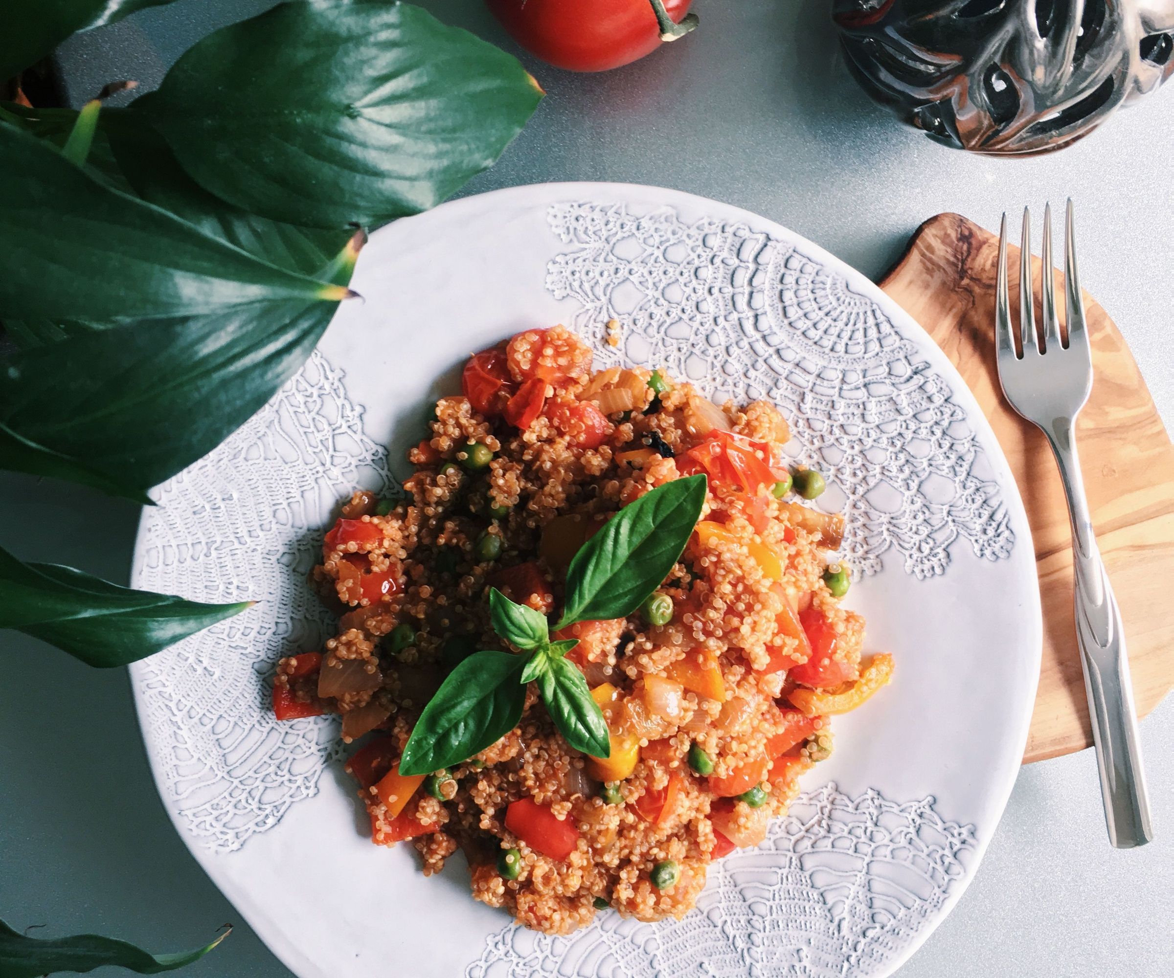 RECIPE |  WARM TOMATO PEPPER QUINOA