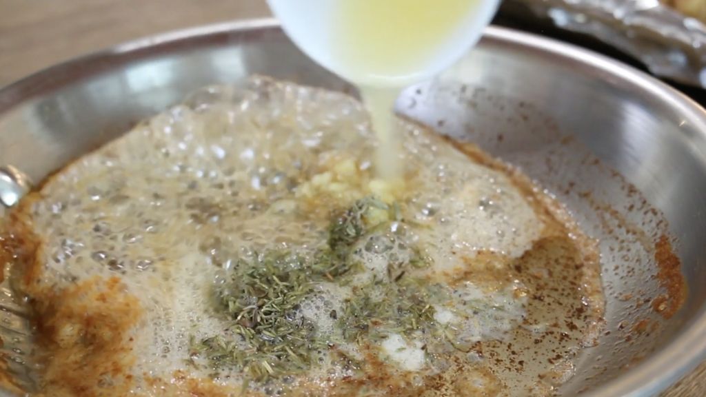 Roasted Mushrooms With Browned Butter, Garlic and Thyme Sauce 10 Steps