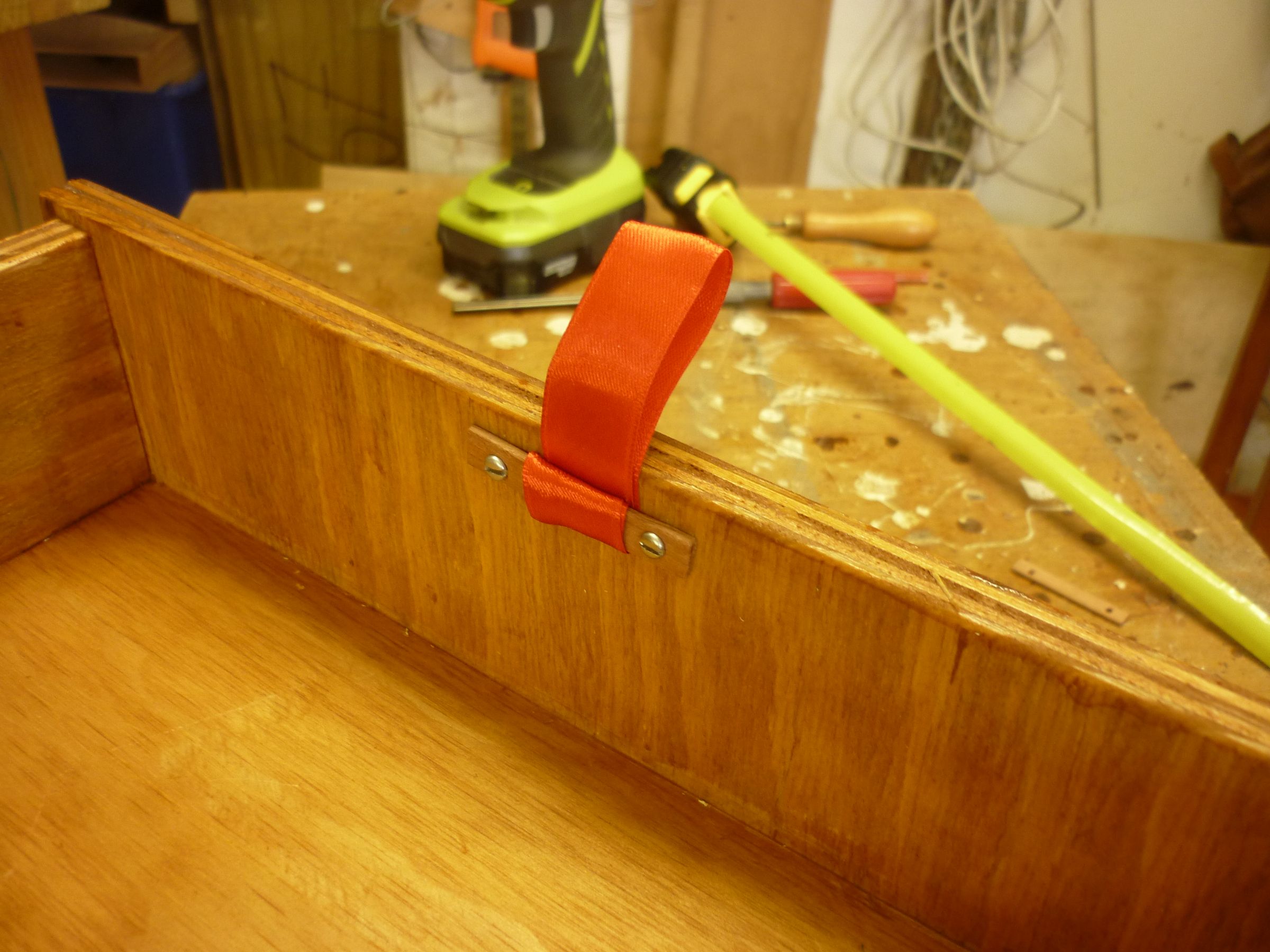 Small Tool Chest : 10 Steps (with Pictures) - Instructables