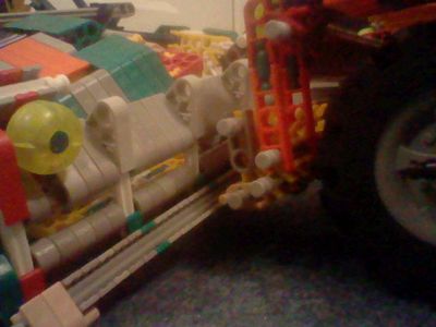 Knex Car With Large Trunk Space Crash Test.