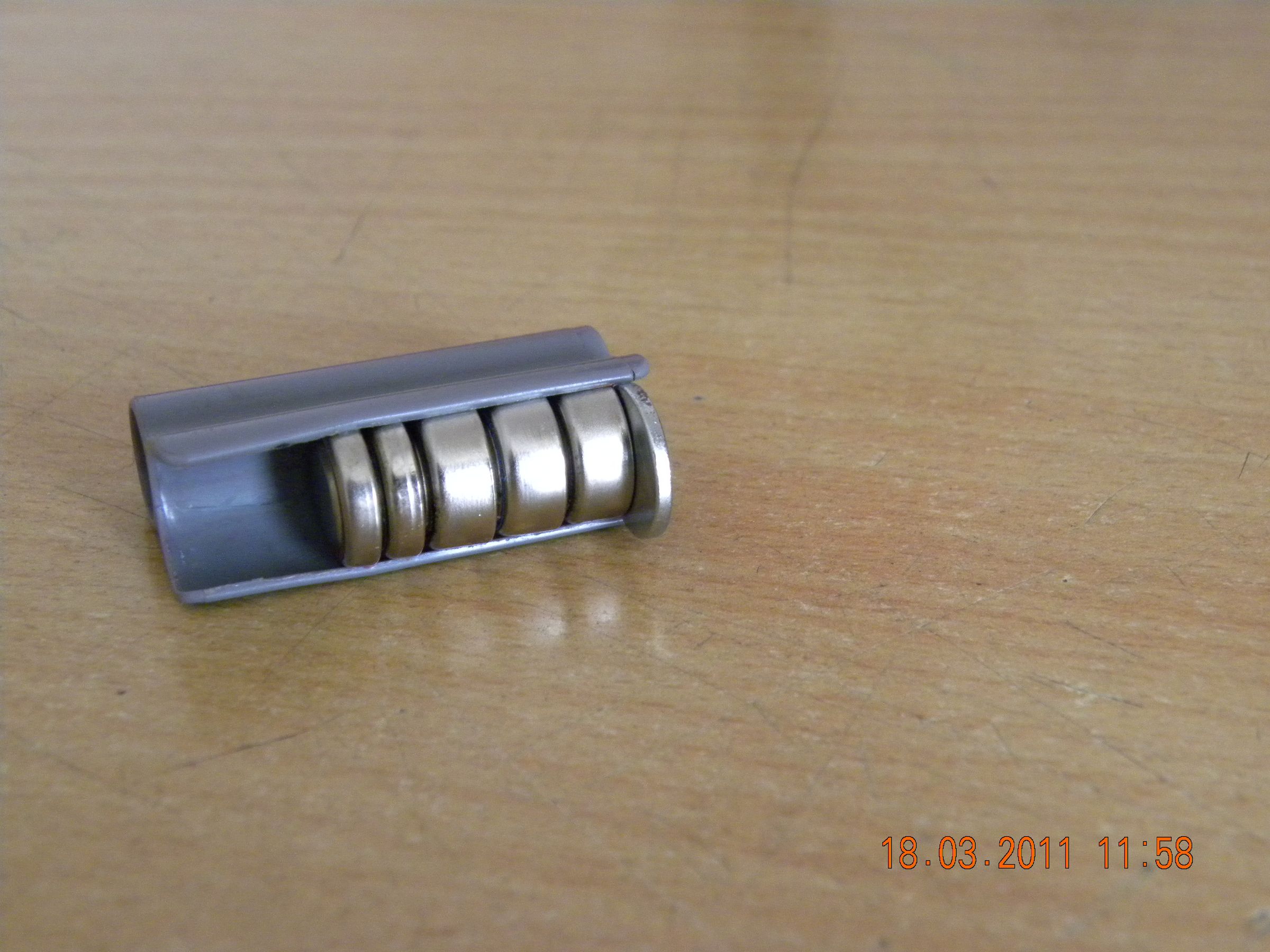 Cheap Button Cell Holder 3 Steps Instructables