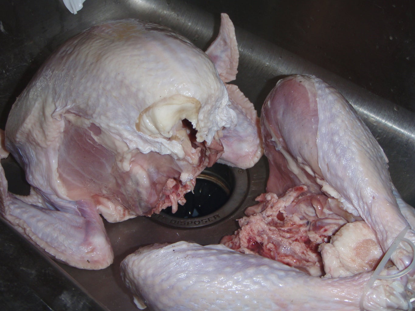 where is the dark meat on a turkey