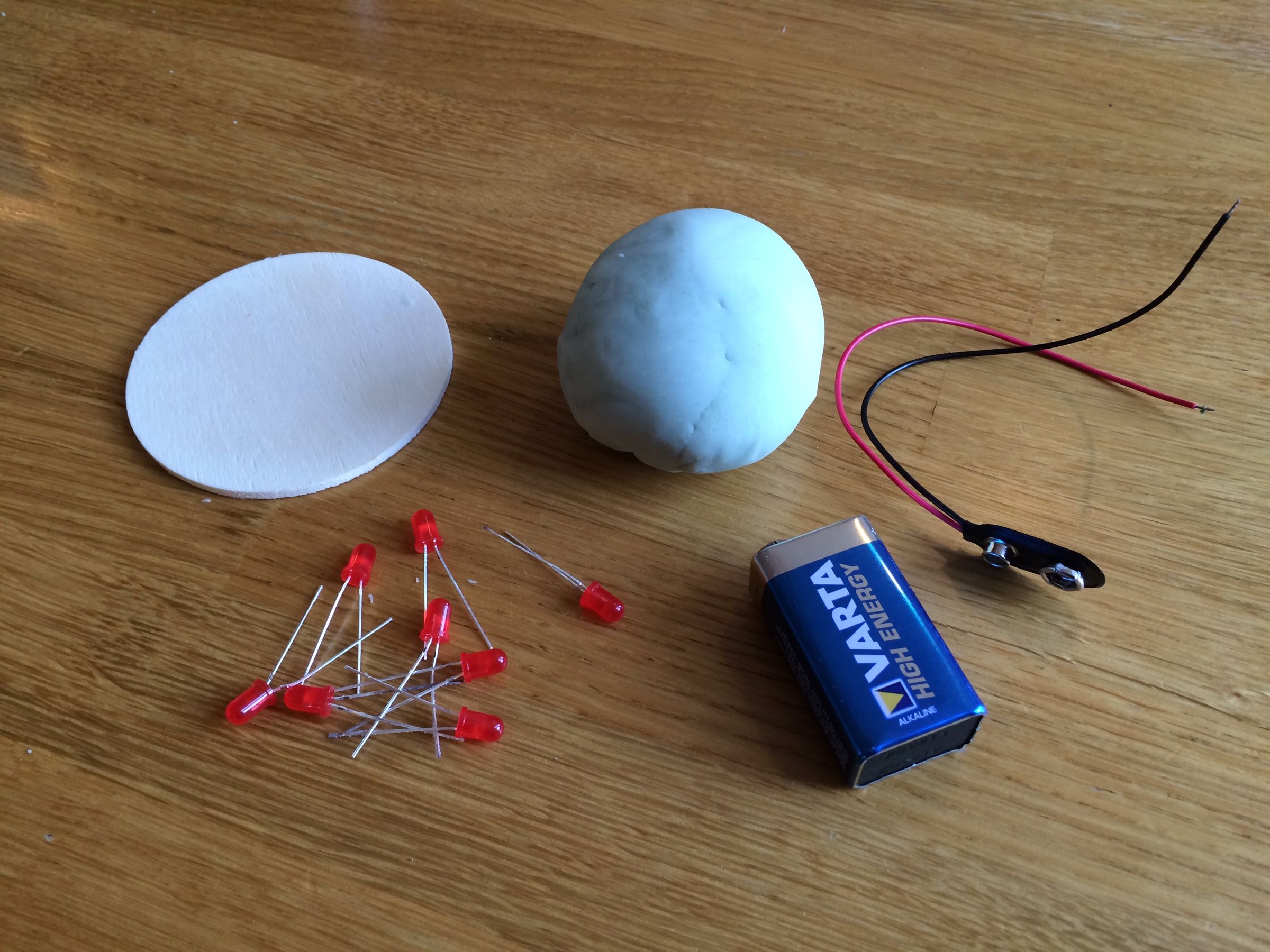 Conductive PlayDough Flying Saucers 9 Steps Instructables