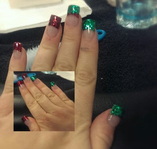Glitter Christmas Acrylic Nails 