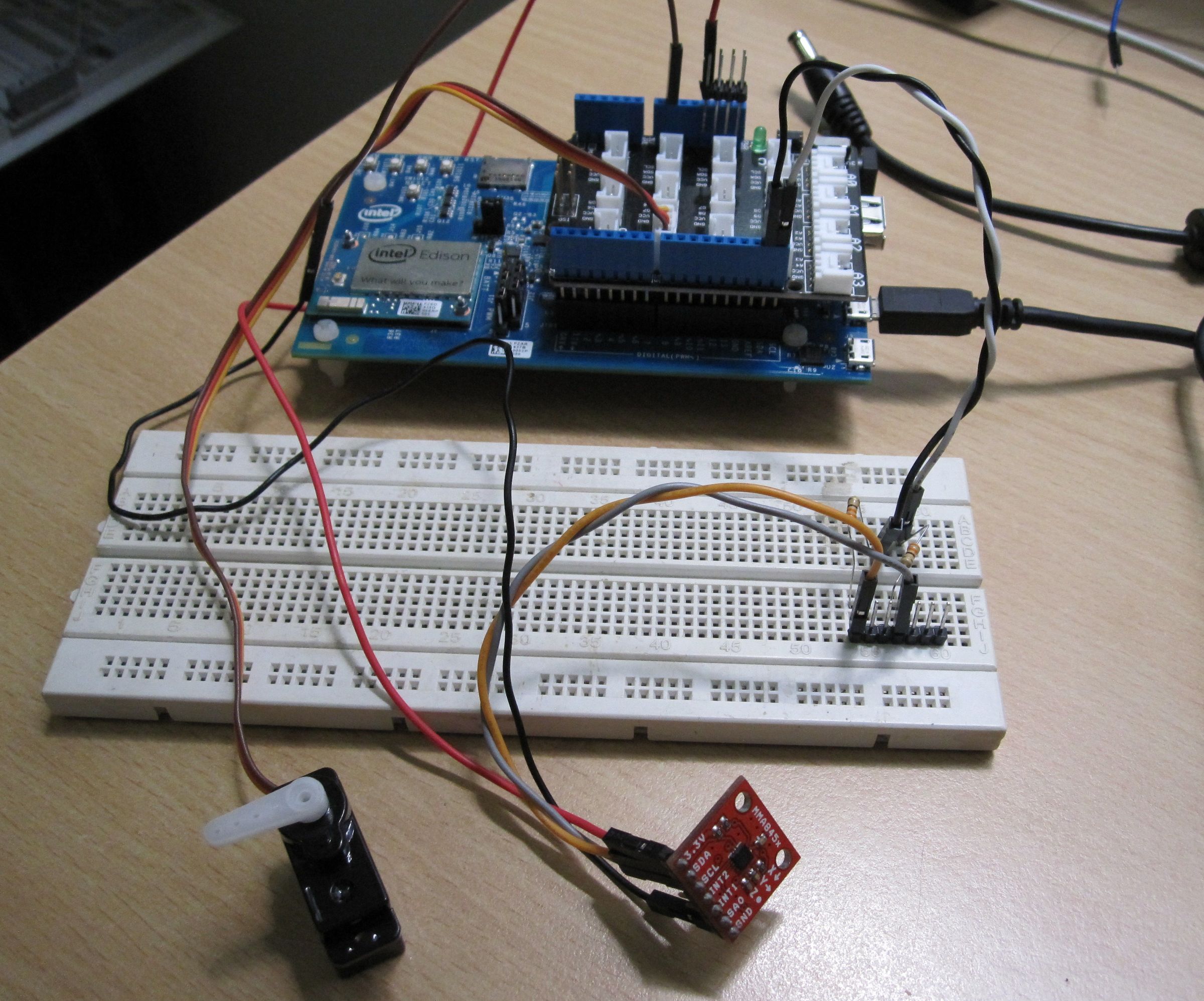 Intel Edison IoT - Control Servo Using Accelerometer