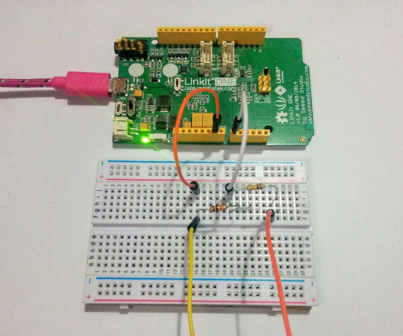 LinkIt One - Voltmeter