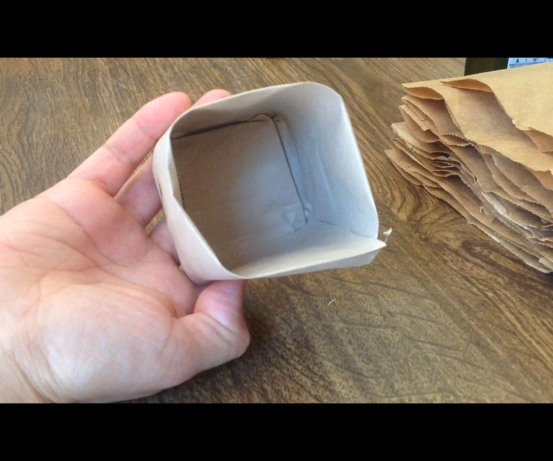 Waste Bottle Paper Pot Maker for Gardening 