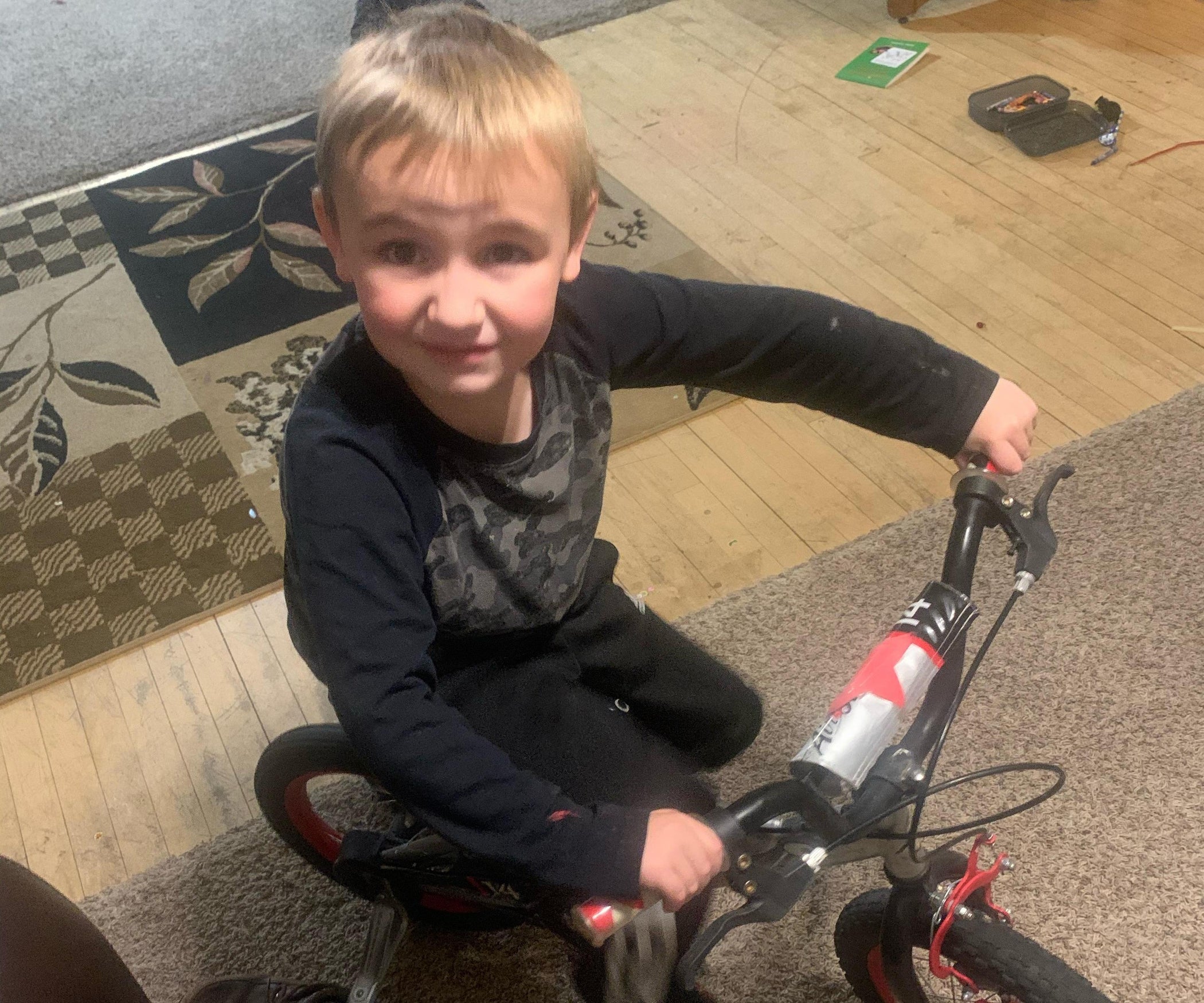 Kids Training Wheel Stands 3 Steps Instructables