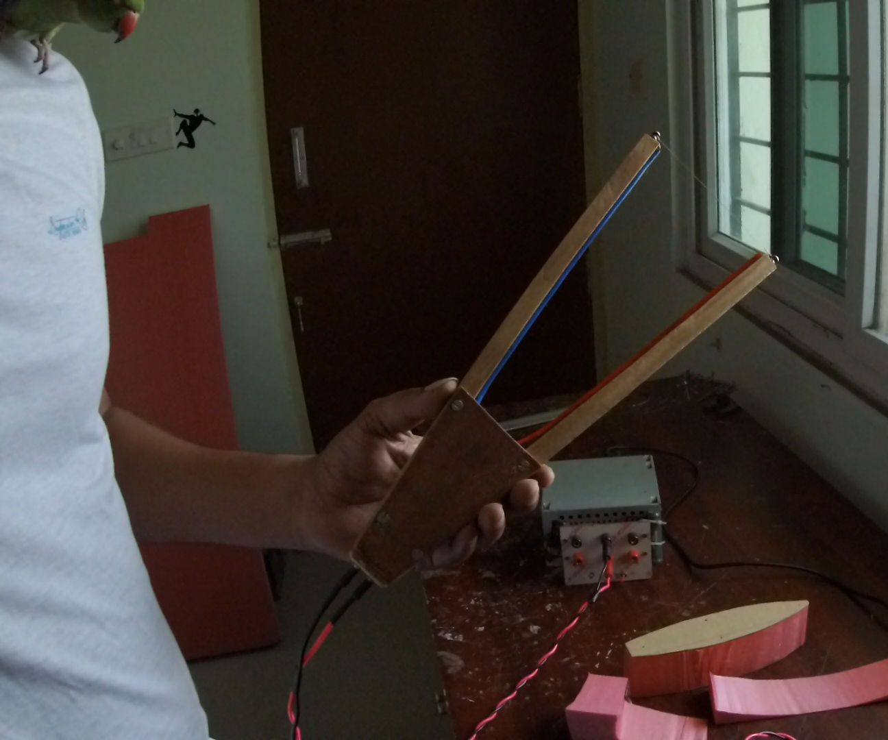 DIY Handy Hot Wire Foam Cutter