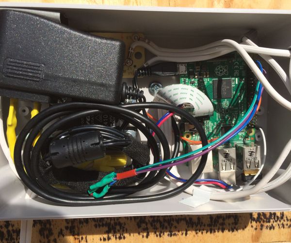 Smart-Enough Outdoor Cat House