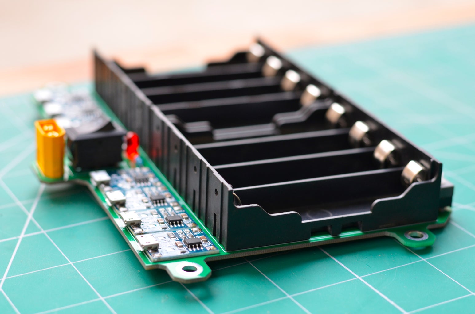 DIY 18650 Lithium Ion Cells Charging Grid : 7 Steps (with Pictures ... Circuit Diagram