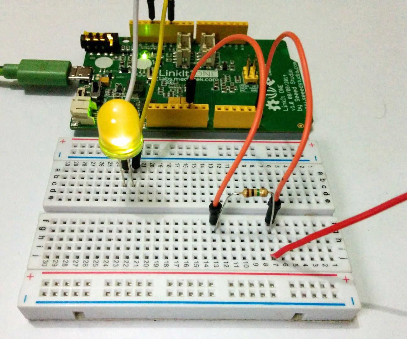 LinkIt One - Electromagnetic Field Analyzer