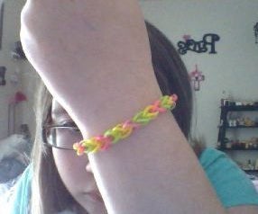 How to Make a Single Bracelet