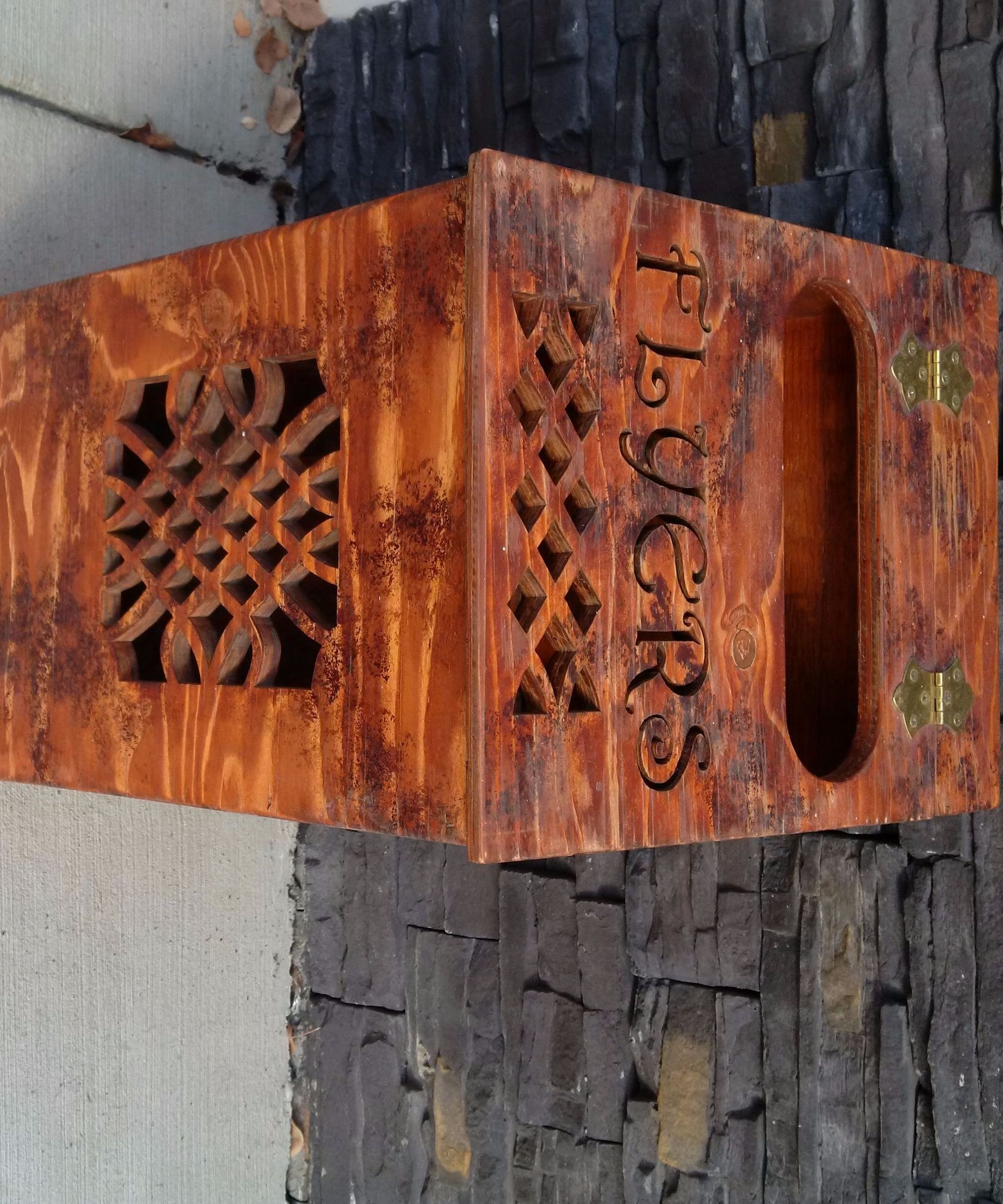 FLYER / NEWSPRINT BOX