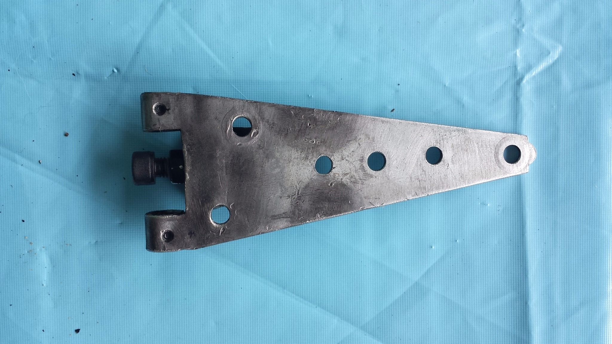 Motorcycle Backrest Hardware Mod : 6 Steps - Instructables