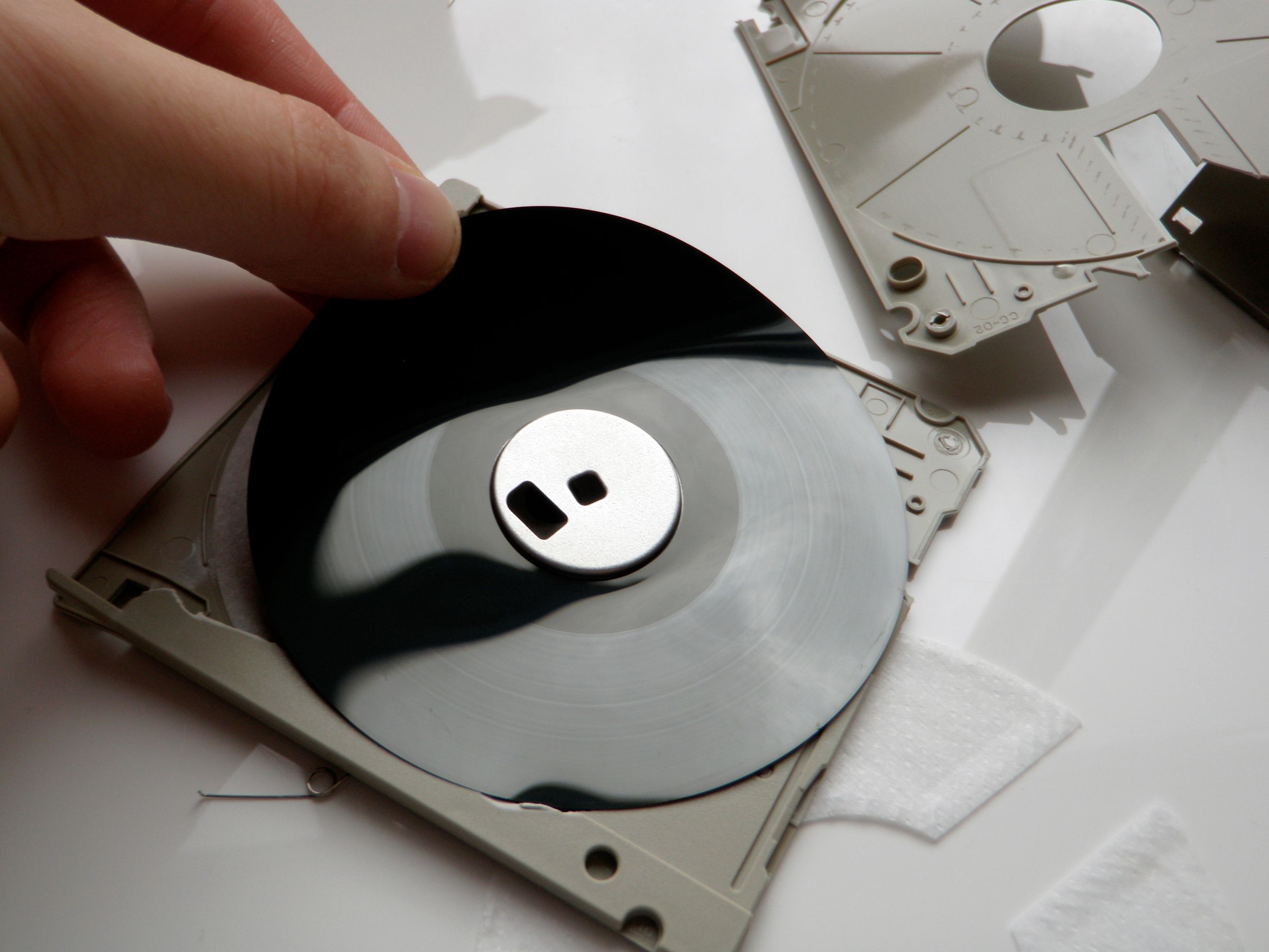 Floppy Disk IR Camera Hack 8 Steps (with Pictures) Instructables