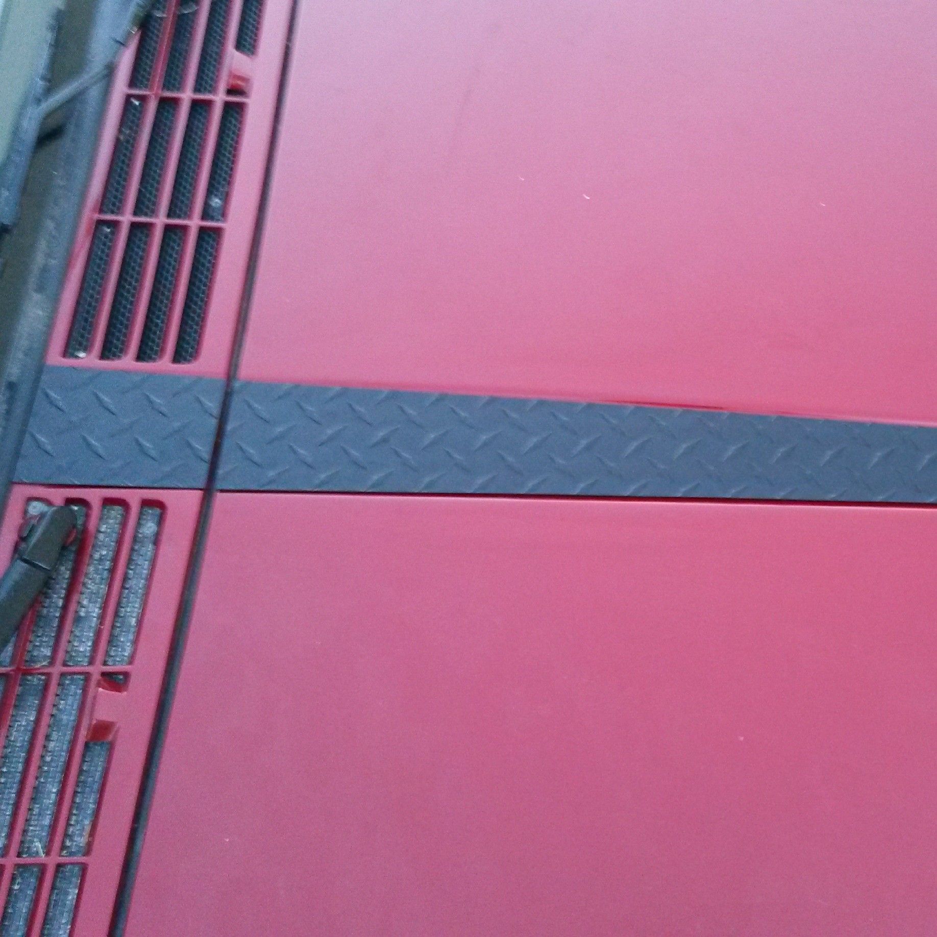 1999 Jeep Cherokee Hood Inlay