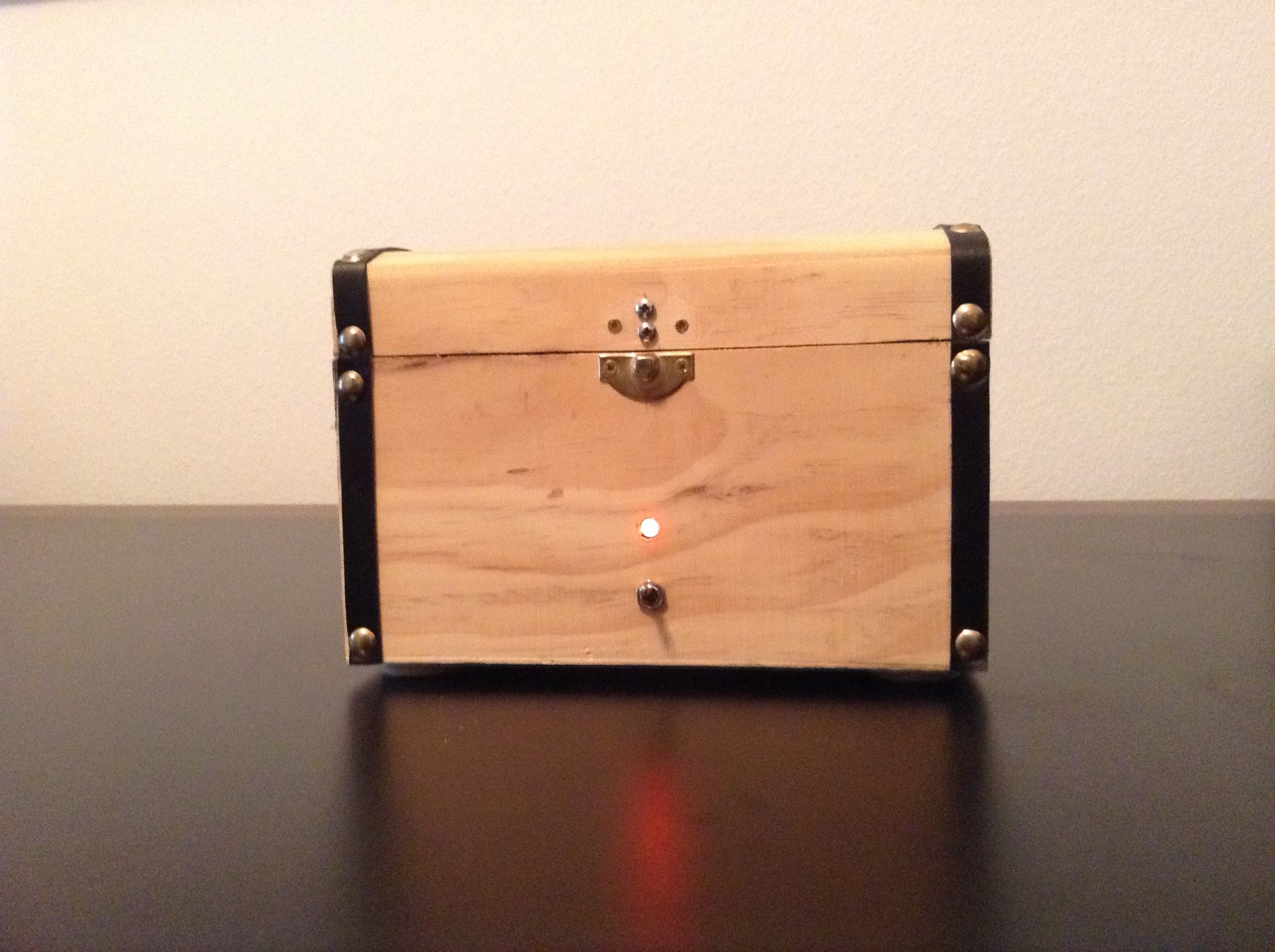 Arduino Knock-Knock Treasure Box