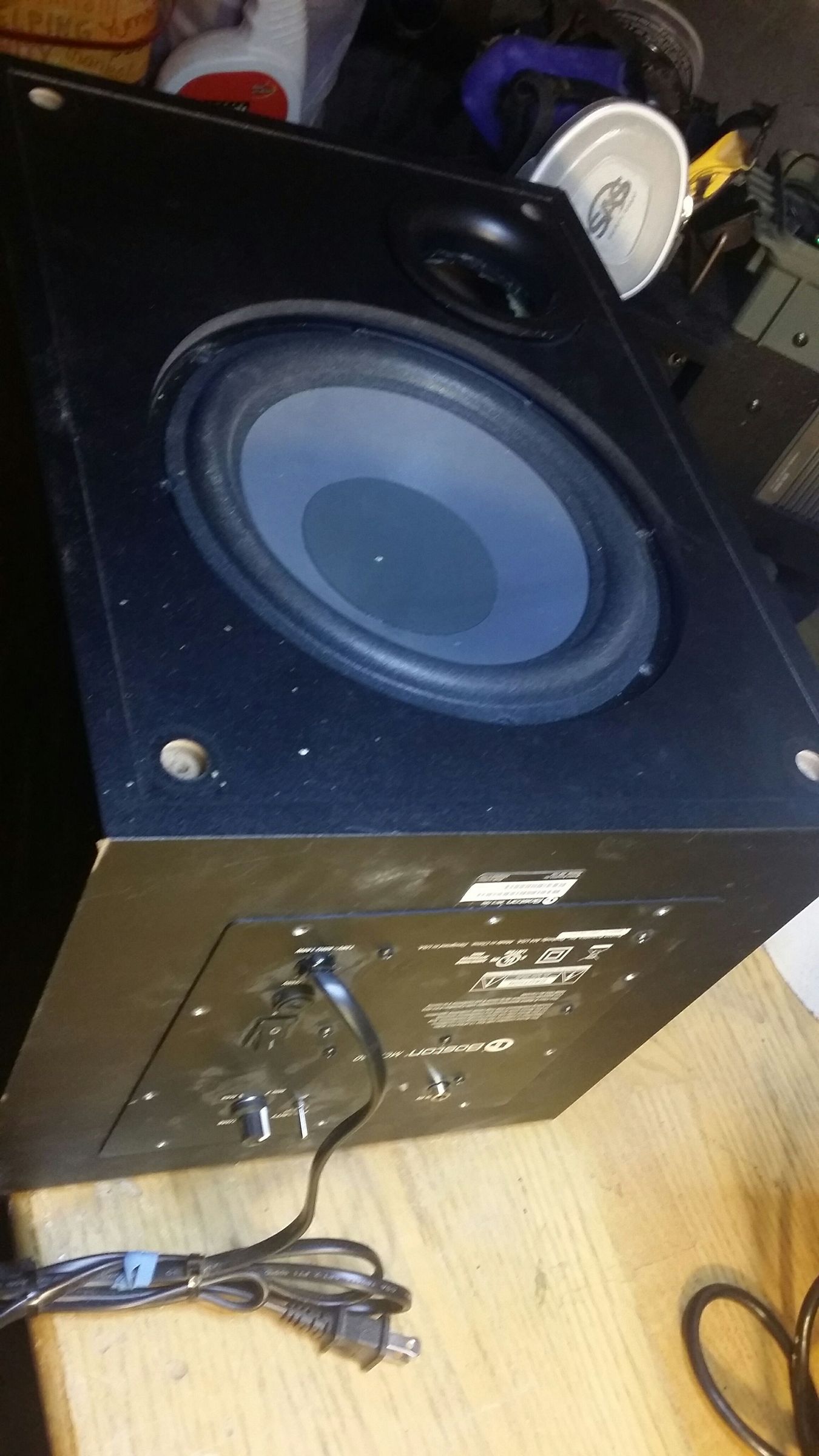 Discreet Bass Bucket 6 Steps Instructables