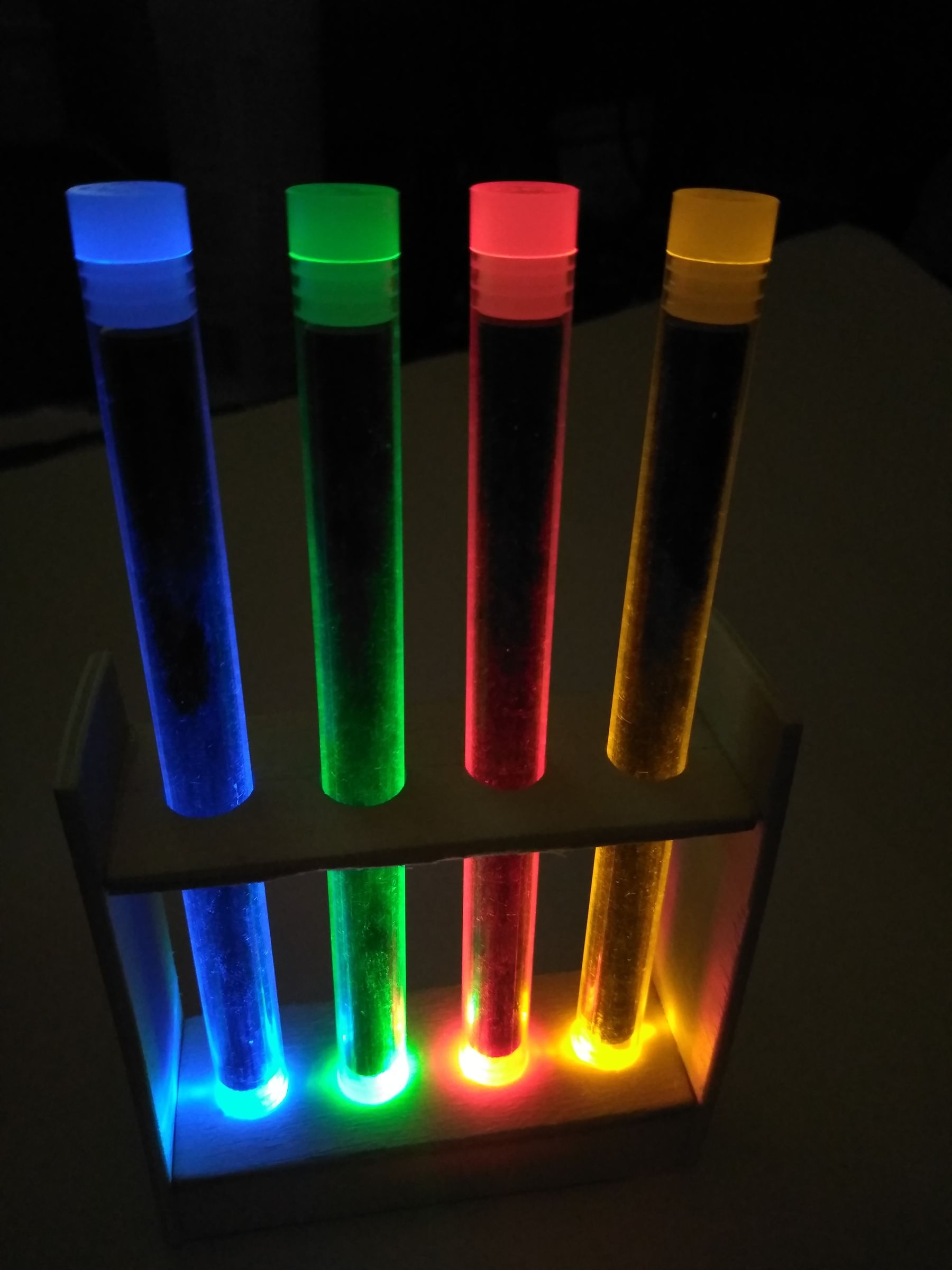 Glowing Stands (precisely Balanced LEDs) 7 Steps Instructables