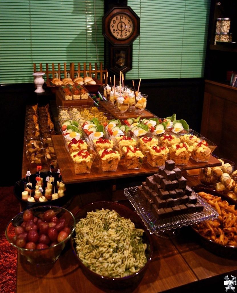 Rustic Halloween Food Display! 7 Steps