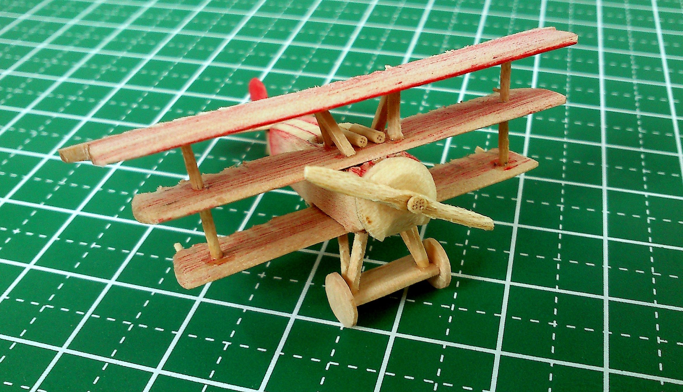 Mini Fokker DR.1 Triplane 7 Steps Instructables